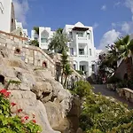 Sunhill Hotel
